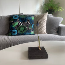 Ladda upp bild till gallerivisning, Smart Form Sweden, Robert Bengtsson, System LEVEL, kork, VÅGES, bordsdekoration, ljus, cylindervas, LEVEL Medium kork, kork