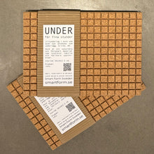 Ladda upp bild till gallerivisning, UNDER för fina stunder, sittunderlag, underlägg, Smart Form Sweden, Robert Bengtsson, kork, presskork, hållbart , förnybart material, taktil, svensk design, svenskt hantverk, handgjort