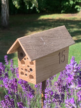 Ladda upp bild till gallerivisning, Smart Form Sweden, Robert Bengtsson, INSEKTSHYTTEN, Svensk ek, biologisk mångfald, trädgårdsinspiration