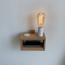 Ladda upp bild till gallerivisning, Embrace konsolsystem, Smart Form Sweden, Robert Bengtsson, kork, svensk ek, förnybara material, hållbar, svensk design, svensk tillverkning, konsolhylla, konsolbord, sängbord, nattduksbord, mobil hylla