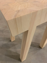 Ladda upp bild till gallerivisning, KVADRAT pall / stool