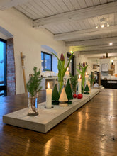 Ladda upp bild till gallerivisning, Set LEVEL F, System LEVEL, Betong, bordsdekoration, Smart Form Sweden, Robert Bengtsson, betong, bordsdekoration, cylindervaser, kronljushållare