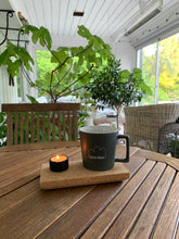 Ladda upp bild till gallerivisning, Smart Form Sweden, Robert Bengtsson, mugg, keramikmugg, Gamla Väster, souvenir, present, UNDER, Våges