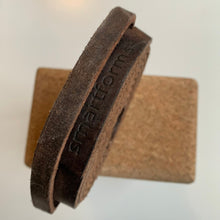 Ladda upp bild till gallerivisning, Yogaband, Smart Form Sweden, Robert Bengtsson, Yoga, Yogarem, vegetabiliskt garvat, läderrem, läder, life style, Smart Form Hälsa