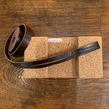 Ladda upp bild till gallerivisning, Yogaband & Yogablock, Smart Form Sweden, Robert Bengtsson, Yoga, Yogablock, Yogaband, Yogarem, korkblock, kork, vegetabiliskt garvat, läderrem, läder, life style, Smart Form Hälsa