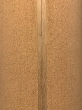 Ladda upp bild till gallerivisning, &cirkulär®, Smart Form Sweden, Robert Bengtsson, pelarbord, satsbord, Kork, ek, förnybara material, ekomaterial, hållbarhet, ståbord, mässbord, utställningsbord, exponeringsbord, displaybord, presentationsbord, mässmöbel, utställningsmöbel, podium