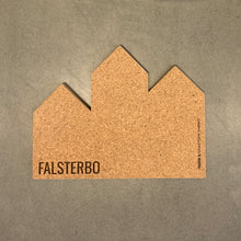 Ladda upp bild till gallerivisning, Smart Form Sweden, Robert Bengtsson, Passion, PASSION by Smart Form Sweden, city passion, kork, underlägg, bricka, display, dekoration, 
Underlägg / bricka i kork i serien PASSION by Smart Form Sweden, En hyllning till inspirerande arkitektur och trevliga kvarter, städer och destinationer. Falsterbo