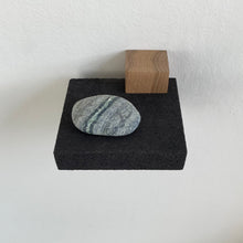 Ladda upp bild till gallerivisning, Embrace konsolsystem, Smart Form Sweden, Robert Bengtsson, konsolhylla, svensk ek, kork