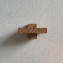 Ladda upp bild till gallerivisning, Embrace konsolsystem, Smart Form Sweden, Robert Bengtsson, konsolhylla, svensk ek, kork