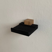 Ladda upp bild till gallerivisning, Embrace konsolsystem, Smart Form Sweden, Robert Bengtsson, konsolhylla, svensk ek, kork