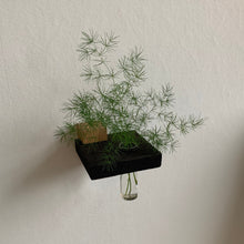 Ladda upp bild till gallerivisning, Embrace konsolsystem, Smart Form Sweden, Robert Bengtsson, konsolhylla, svensk ek, kork