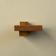 Ladda upp bild till gallerivisning, Embrace konsolsystem, Smart Form Sweden, Robert Bengtsson, konsolhylla, svensk ek, kork
