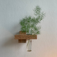 Ladda upp bild till gallerivisning, Embrace konsolsystem, Smart Form Sweden, Robert Bengtsson, konsolhylla, svensk ek, kork