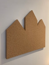 Ladda upp bild till gallerivisning, Anslagstavla, infotavla, pin board, note board, Robert Bengtsson, Smart Form Sweden, kork, naturmaterial, din egen text / logga, väggtavla, PASSION by Smart Form Sweden, arkitektur, hus
