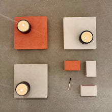 Ladda upp bild till gallerivisning, Set LEVEL M målad med kalkfärg, Smart Form Sweden, Robert Bengtsson, Svensk Design, Svensk hantverk, kork, kalkfärg, karaktär, kulör, kork, VÅGES, ljushållare, ljusstake
