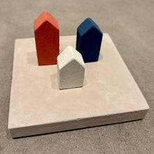 Ladda upp bild till gallerivisning, Set Kvarteret Kalk, Smart Form Sweden, Robert Bengtsson, Kalk, Kalkfärg, betong, kork, naturnära material, långlivade material
